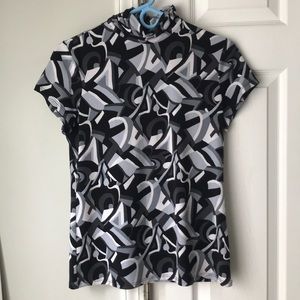 Alfani short sleeve turtleneck size M